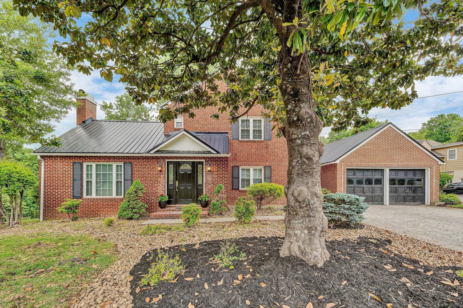Property Photo:  3289 Avenham Ave SW  VA 24014 