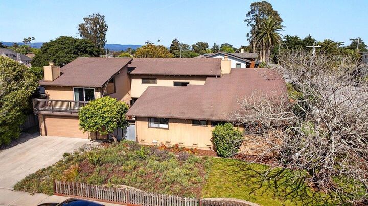Property Photo:  300 Columbia Street  CA 95060 