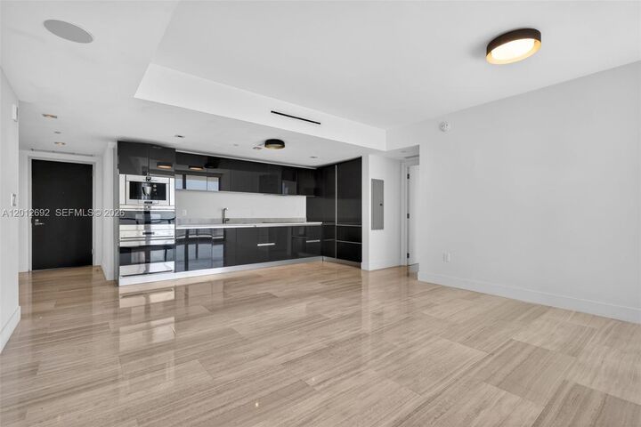 Property Photo:  1451 Brickell Ave 1002  FL 33131 