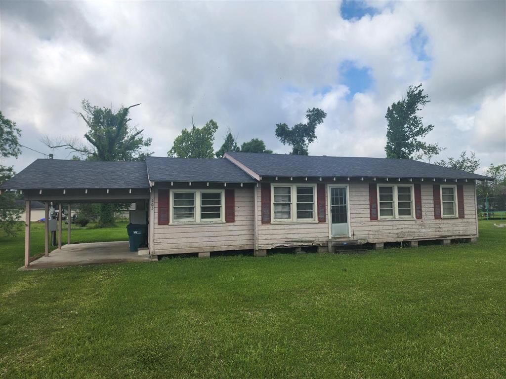 Property Photo:  863 Cooley Road  LA 70611 