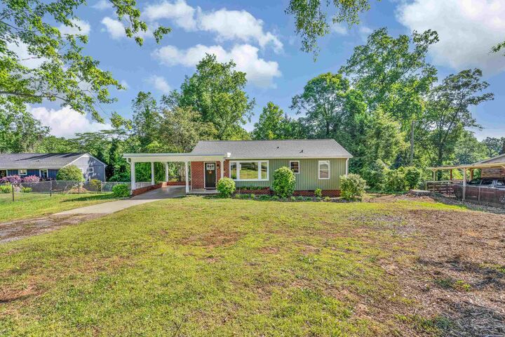 Property Photo:  137 Hamilton Avenue  SC 29302 
