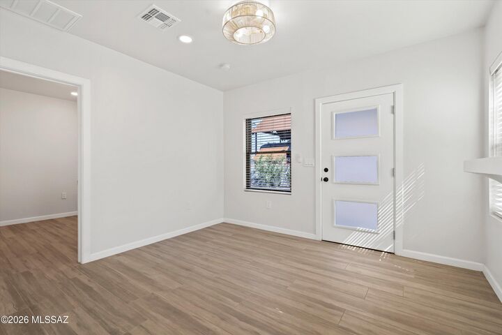 Property Photo:  717 N 7th Avenue C  AZ 85705 