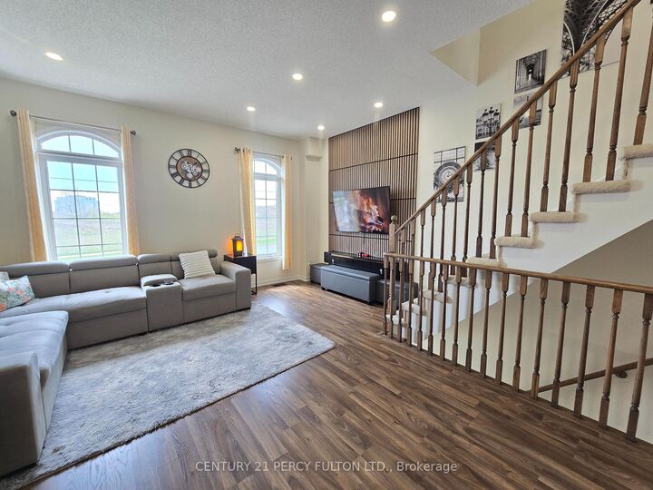 Photo de la propriété: 1389 Salem Road N ON L1Z 0R9