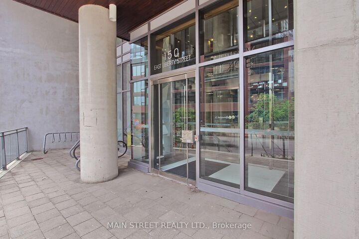 Property Photo:  150 East Liberty Street 1213  ON M6K 3R5 