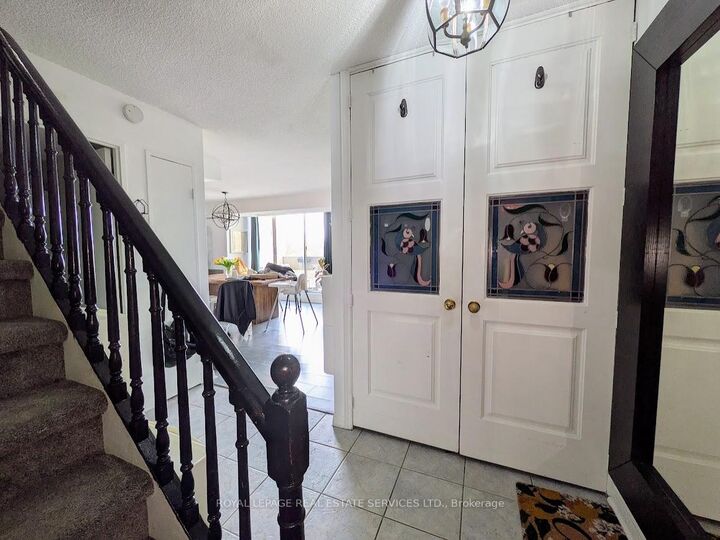 Property Photo: 1300 Marlborough Court 325 ON L6H 2S2