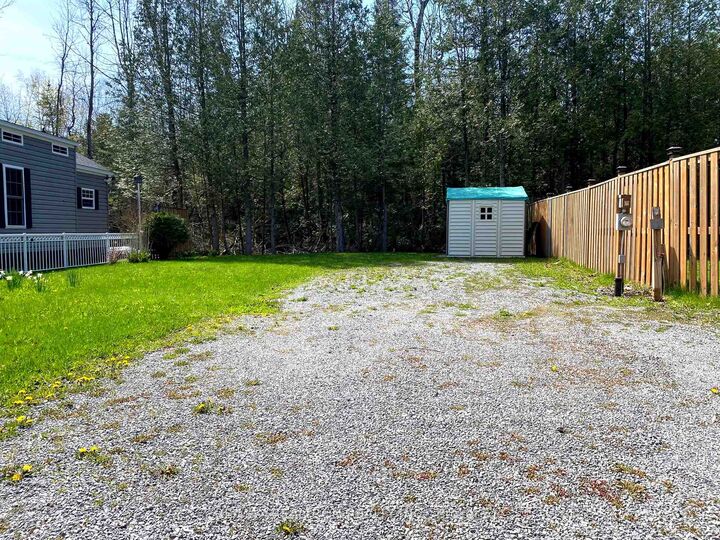 Property Photo: 53 Horseshoe Circle ON L0E 1N0