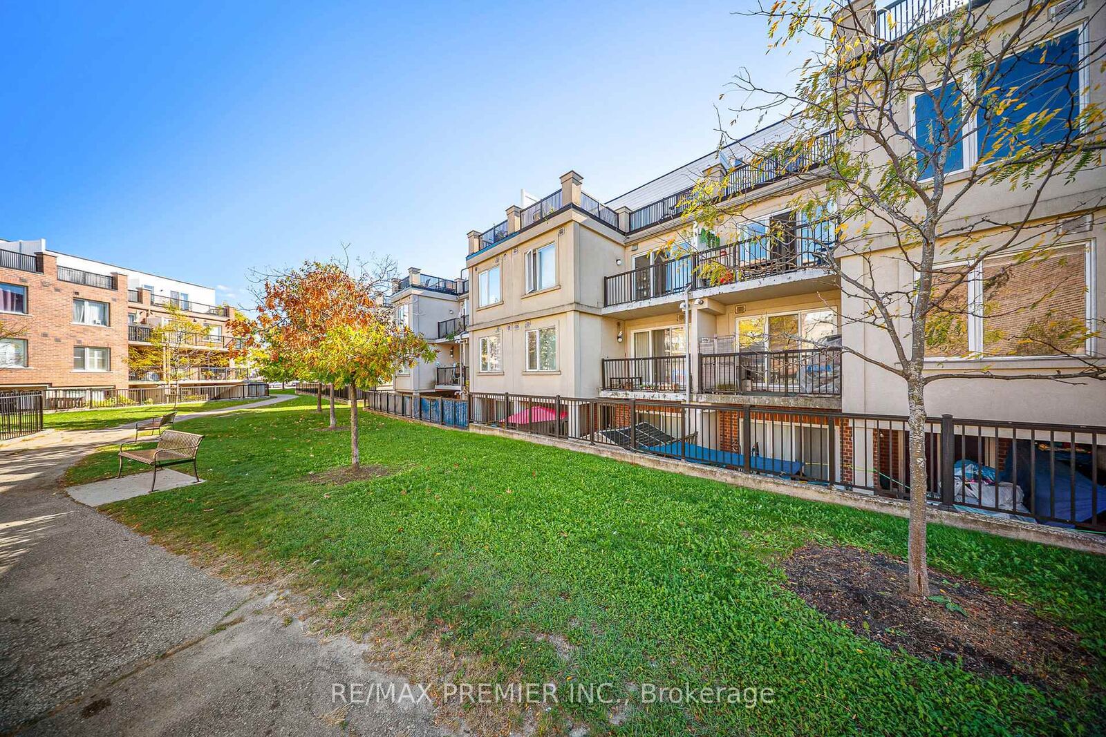 Property Photo: 3033 Finch Avenue 2046 ON M9M 0A3