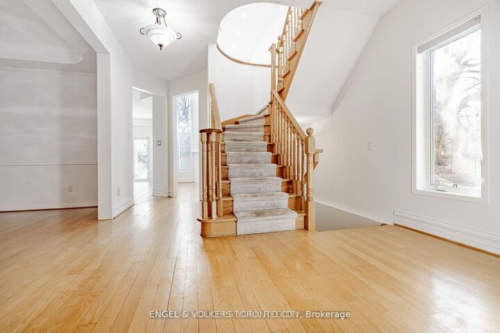 Property Photo: 130 Old Colony Road ON L4E 3V1