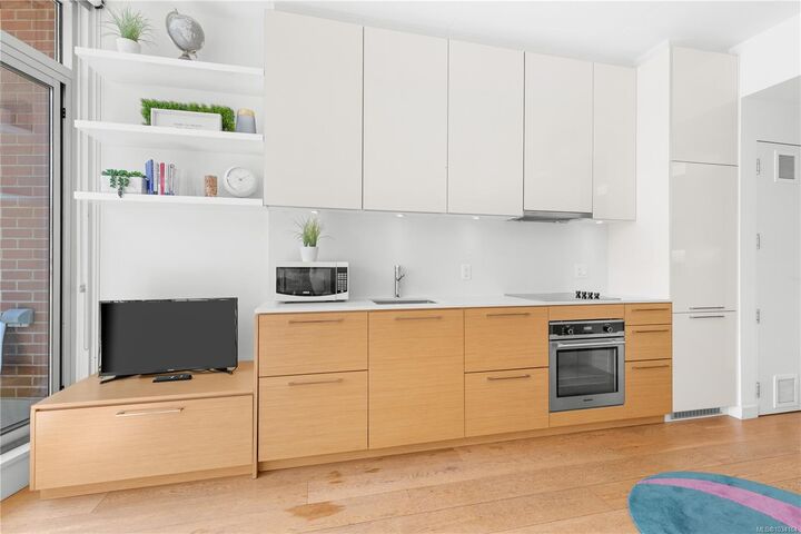 Property Photo:  456 Pandora Ave M09  BC V8W 0E3 