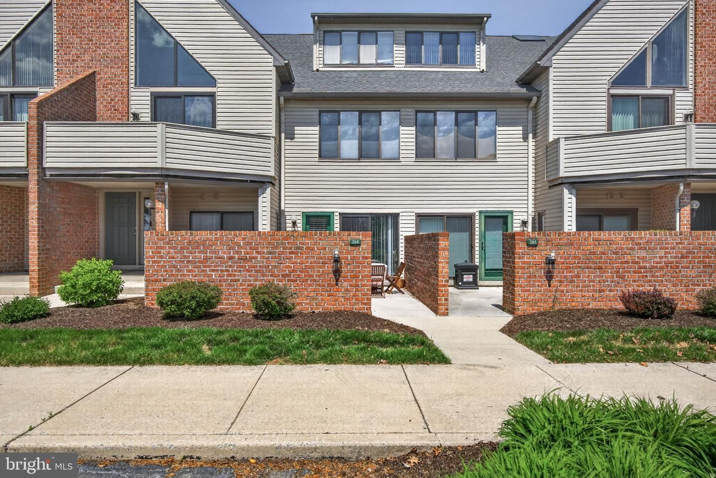 Property Photo:  204 Cherrington Drive  PA 17110 