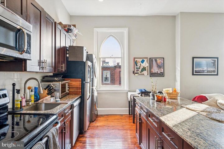 Property Photo:  265 S 22nd Street 3R  PA 19103 
