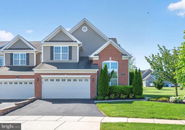 Property Photo:  304 Dye Way  NJ 08057 