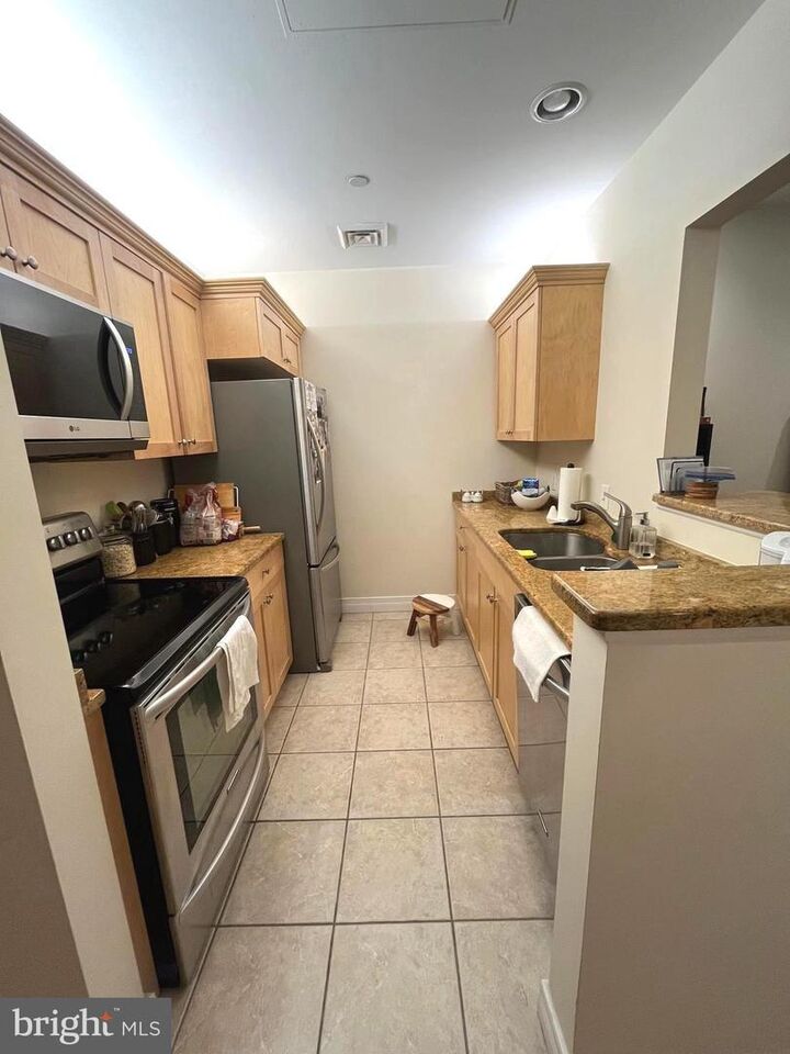 Property Photo: 1600 Arch Street 1510 PA 19103