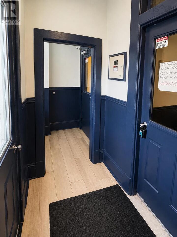 Photo de la propriété:  6033 South Street  NS B3H 1S8 