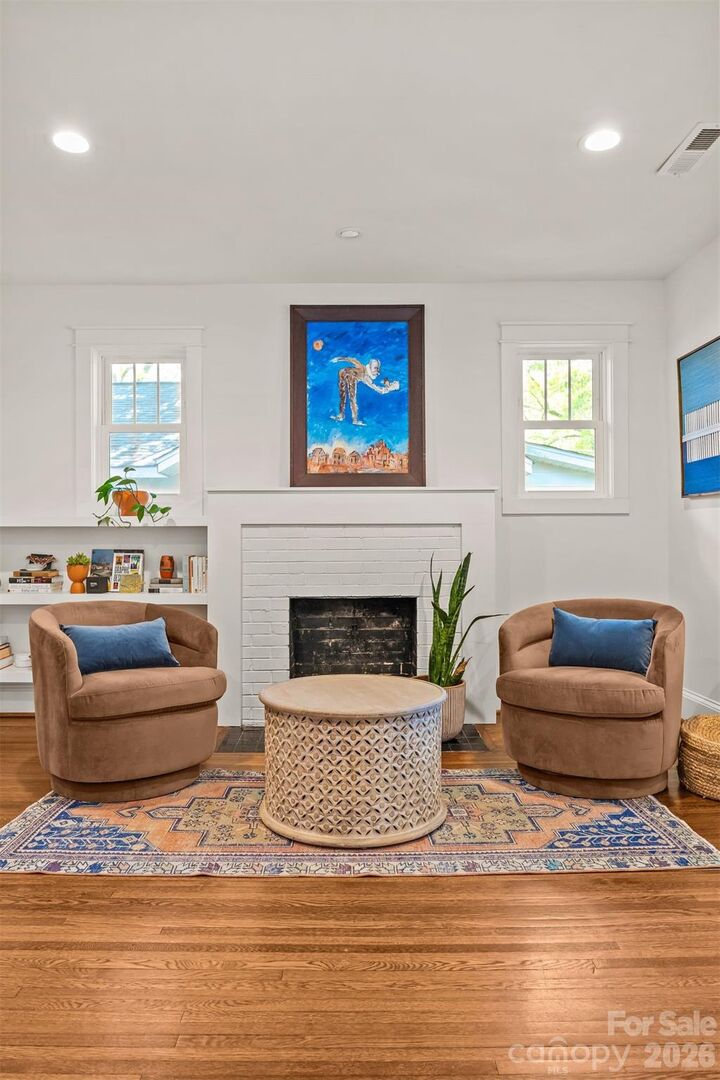 Property Photo:  1904 Ashland Avenue  NC 28205 