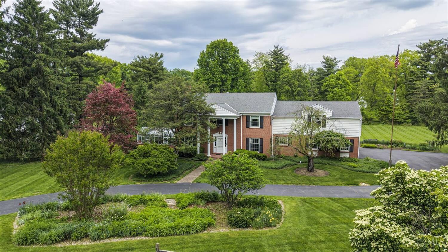Property Photo:  8140 Indian Hill Road  OH 45243 