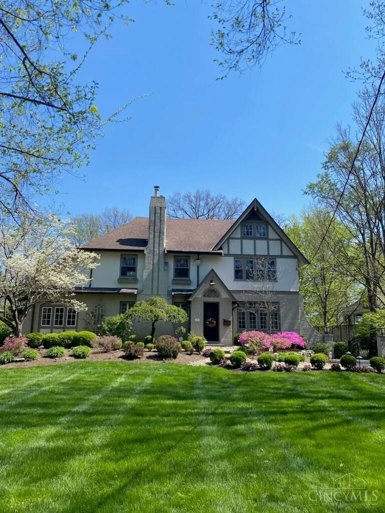 Property Photo:  148 Burns Avenue  OH 45215 