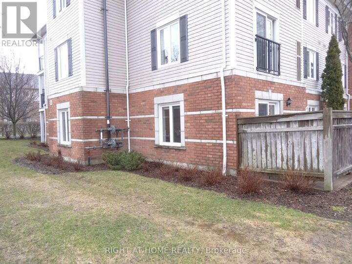 Property Photo:  102 Aspen Springs Drive 106  ON L1C 5N6 