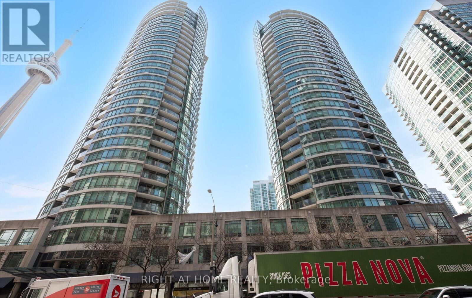 Property Photo:  373 Front Street West 803  ON M5V 3R7 
