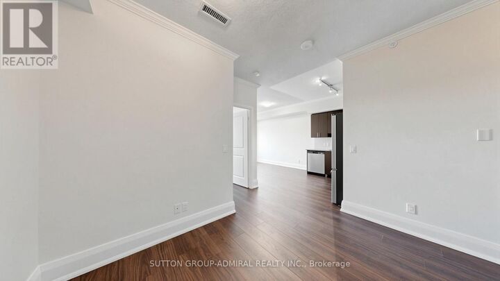 Property Photo:  85 North Park Road 406  ON L4J 0H9 