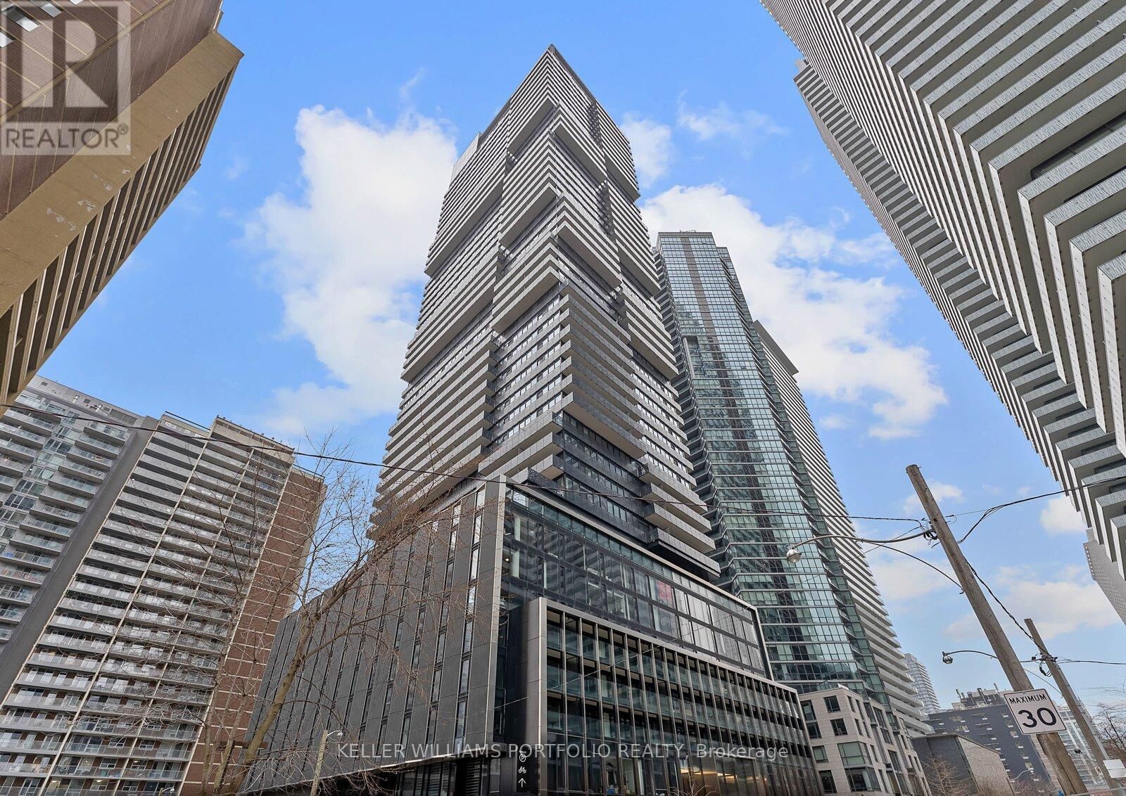 Property Photo:  55 Charles Street East 3011  ON M4Y 0J1 