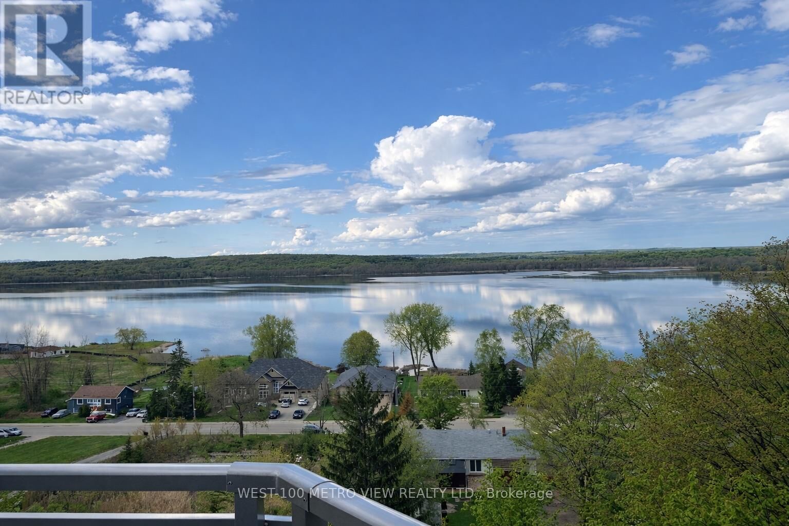 Property Photo:  56 Lakeside Terrace 709  ON L4M 7B9 
