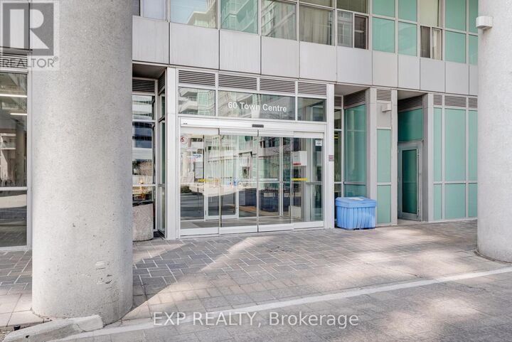 Property Photo:  60 Town Centre Court 407  ON M1P 0B1 