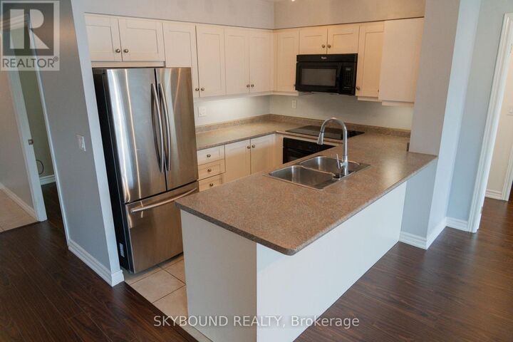 Property Photo:  330 Adelaide Street East 901  ON M5A 4S9 