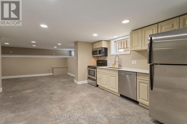 Property Photo:  79 Beaconsfield Avenue 3  ON N6C 1B6 