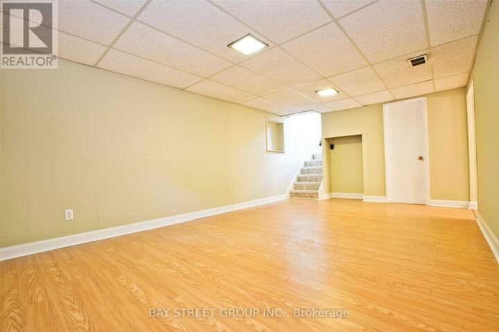 Property Photo:  40 Greylawn Crescent  ON M1R 2V6 
