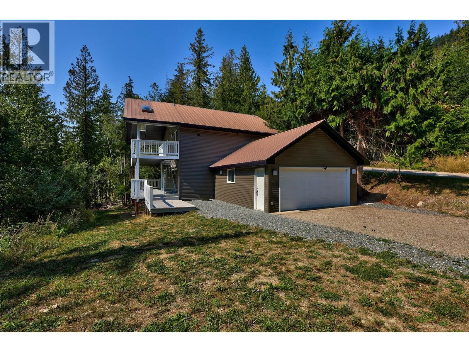 Property Photo: 2725 Vickers Trail BC V0E 1M8