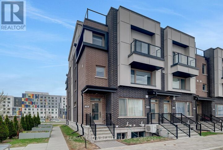 Property Photo:  716 Kizis Private 11  ON K1K 5A8 