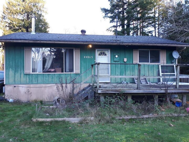 Photo de la propriété:  44015 Squakum Road  BC V0M 1N0 