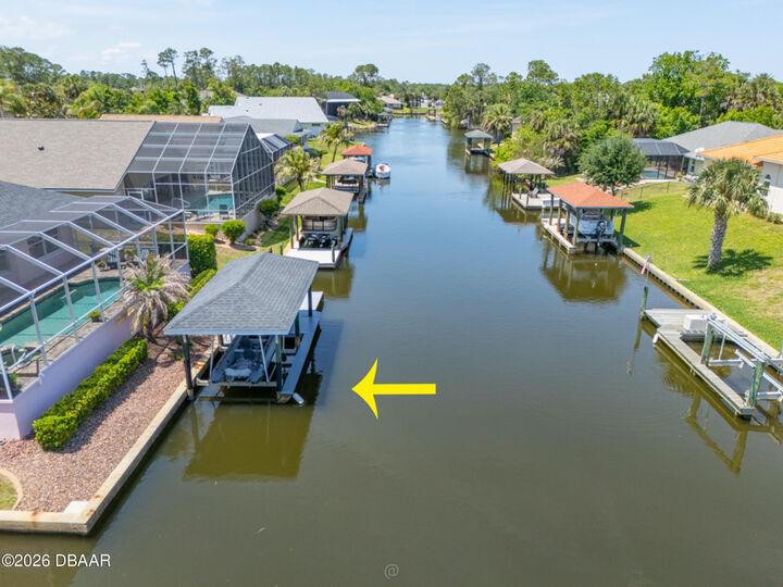 Property Photo:  10 Crabtree Court  FL 32137 