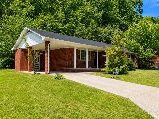 Property Photo:  72 Auxier Heights  KY 41602 