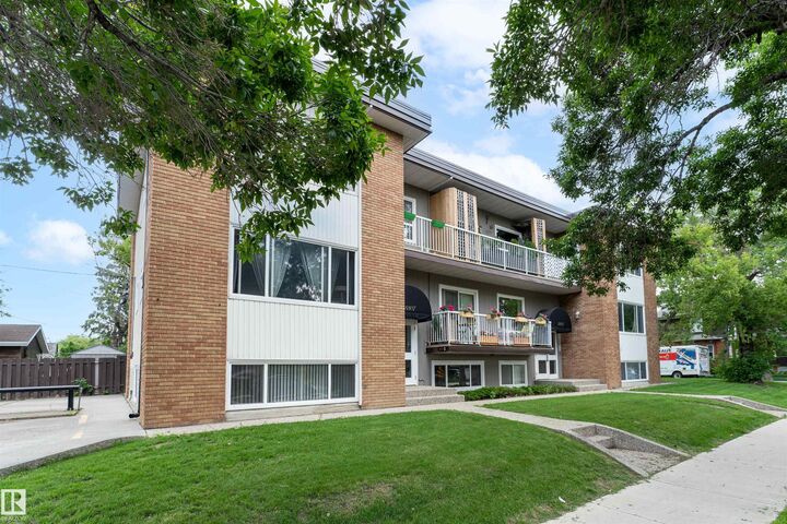 Property Photo:  8807 101 Street NW 5  AB T6E 3Z9 