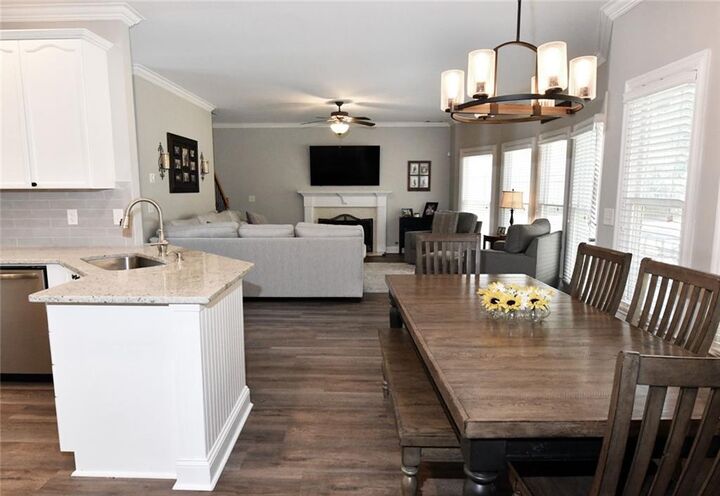 Property Photo:  1025 Fairview Club Circle  GA 30019 
