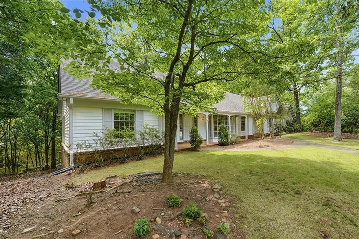 Property Photo:  600 Meuse Way  GA 30022 