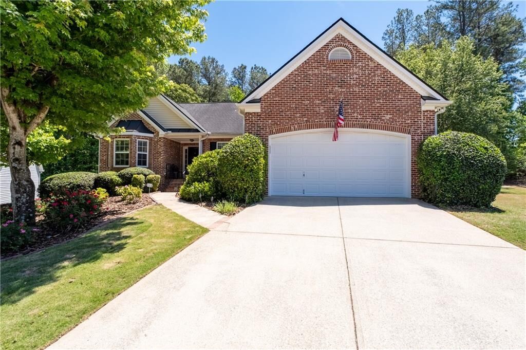 Property Photo:  4057 Roslindale Lane  GA 30519 