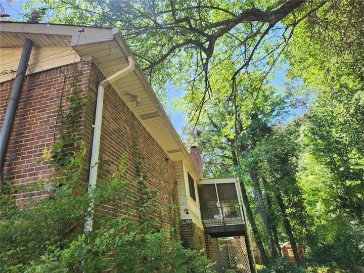 Property Photo:  3145 Hazelwood Drive SW  GA 30311 