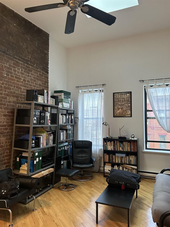 Property Photo:  125 Willow Ave 5S  NJ 07030 
