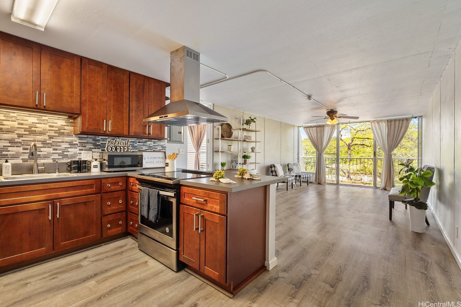 Property Photo:  95-065 Waikalani Drive F401  HI 96789 
