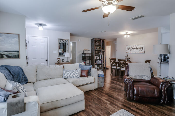 Property Photo: 6316 14th Street TX 79416
