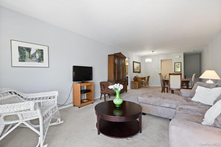 Property Photo:  1840 Crompond 5C2  NY 10566 