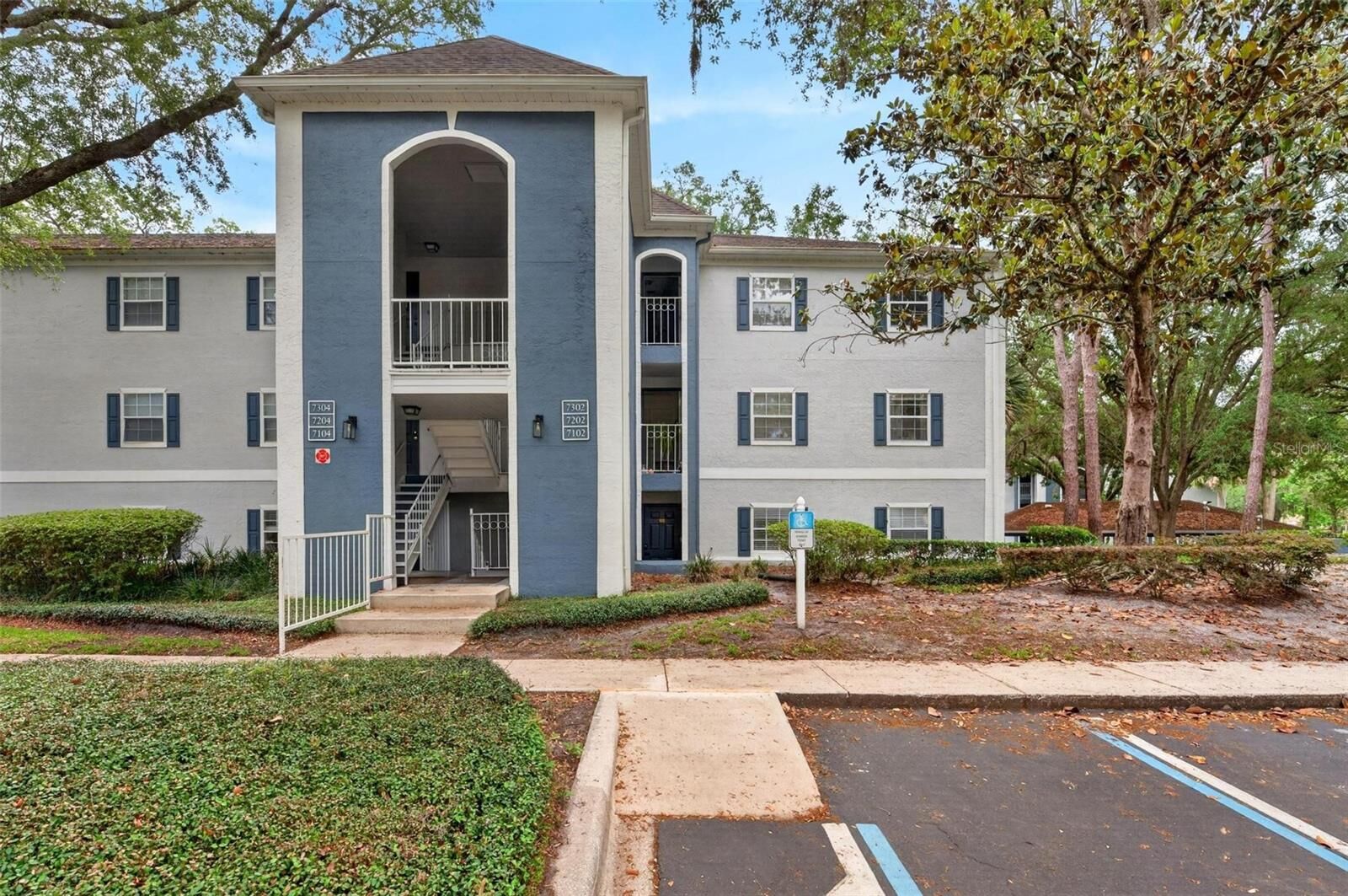 Property Photo:  7302 Olympia Court  FL 32779 