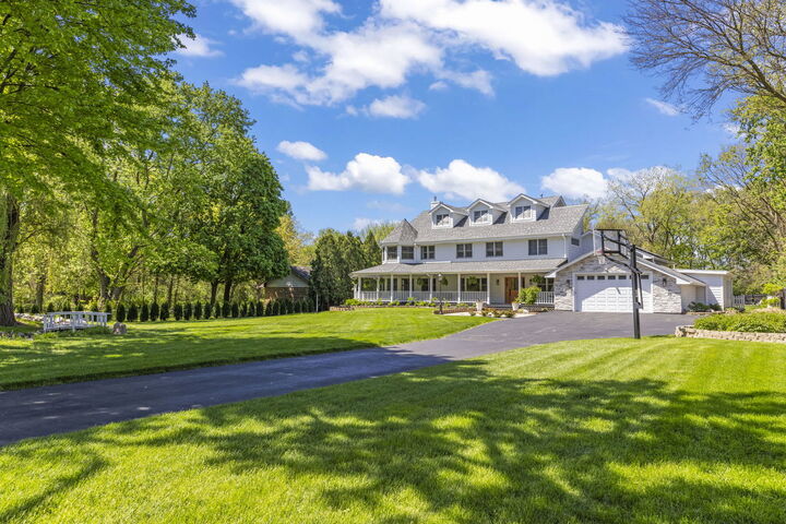 Property Photo:  8S452 Bell Drive  IL 60565 