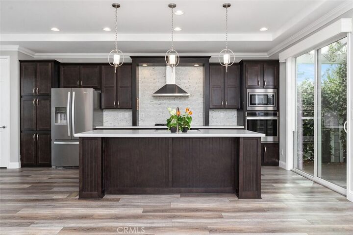 Property Photo:  14851 Jeffrey Road 184  CA 92618 
