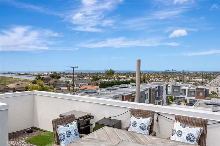 Property Photo:  2105 Two Harbors Circle  CA 92627 