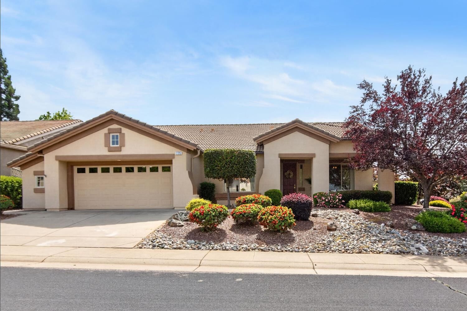 Property Photo:  775 Yosemite Court  CA 95648 