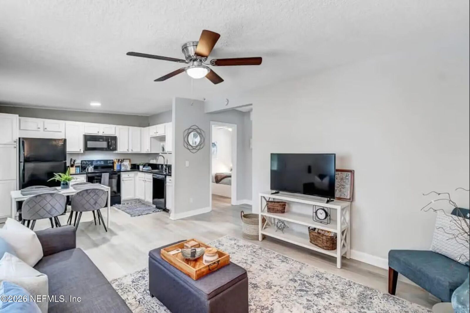 Property Photo:  1201 Riverbank Court 1  FL 32207 